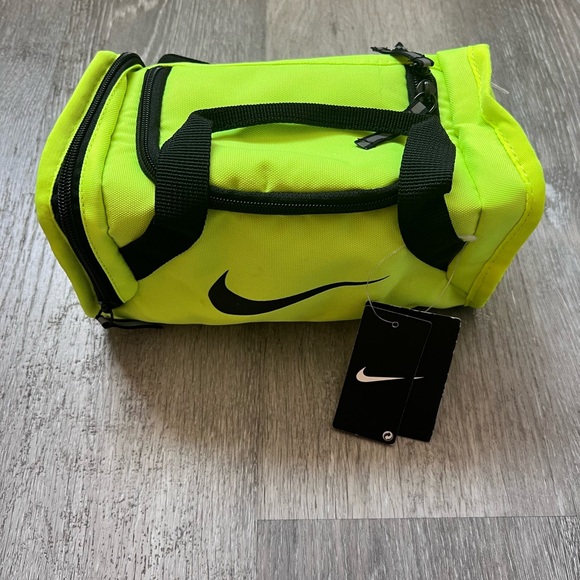 Nike Bright Green Small Lunch Bag - Picture 1 of 5